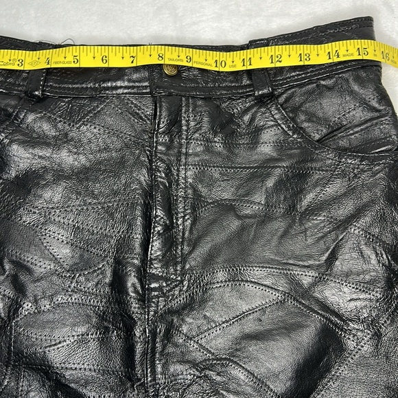 DeCoded Women’s Black Leather Vest (M) and Skirt (L) - Picture 15 of 16